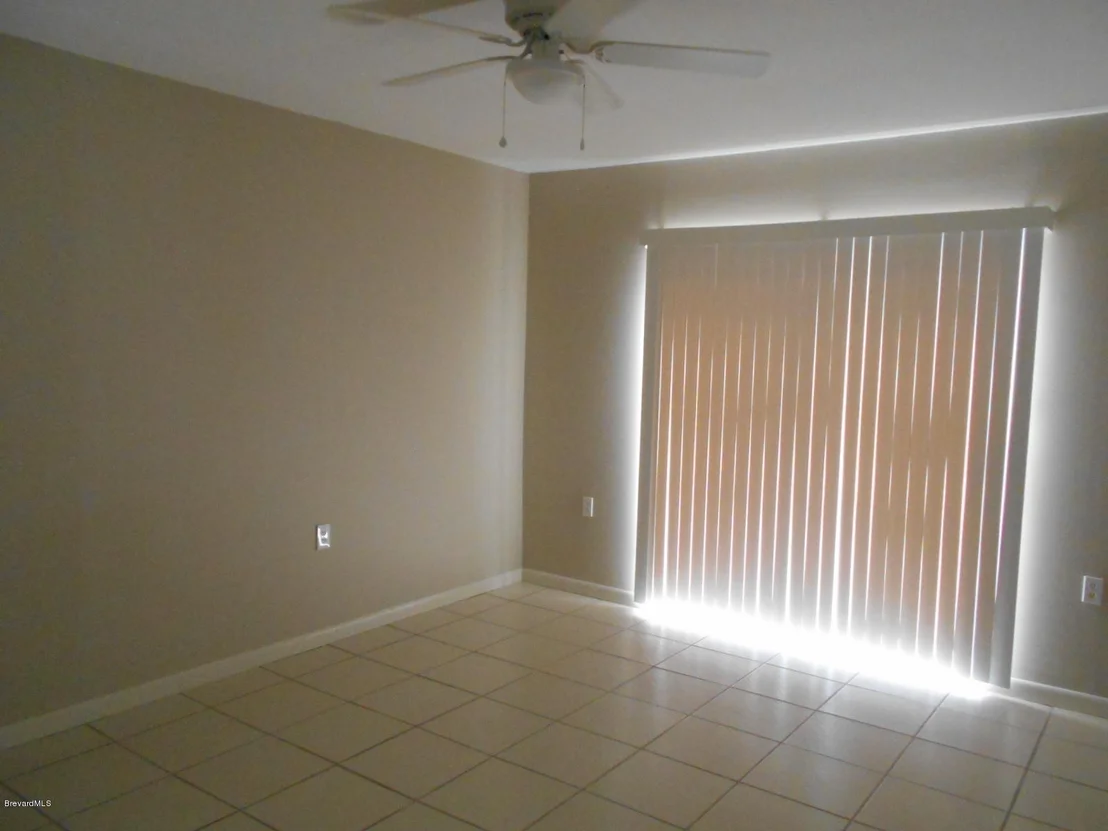 Photo of 711 SE Airoso Road