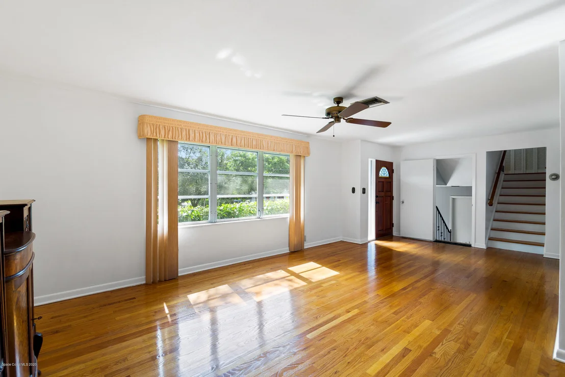 Photo of 3053 Sunset Lane