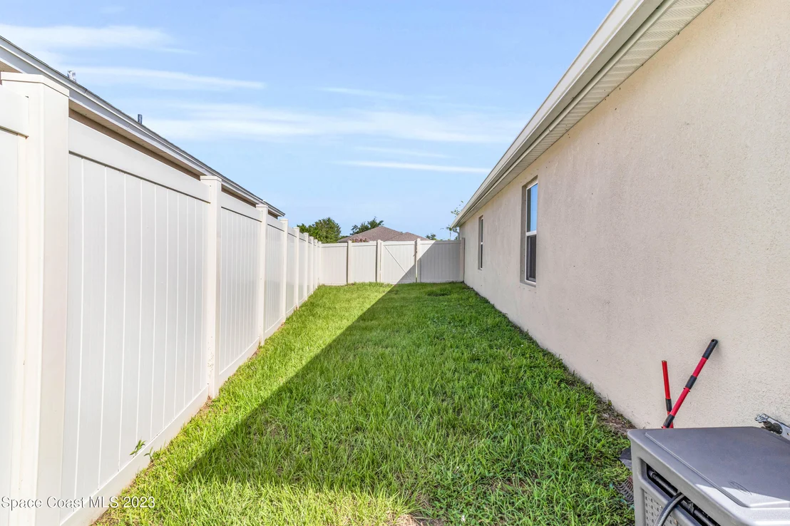 Photo of 849 Forest Trace Circle