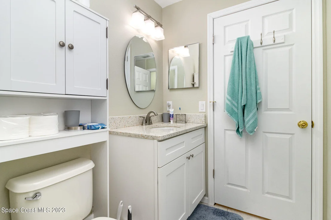 Photo of Unit 103 at 950 Luminary Circle