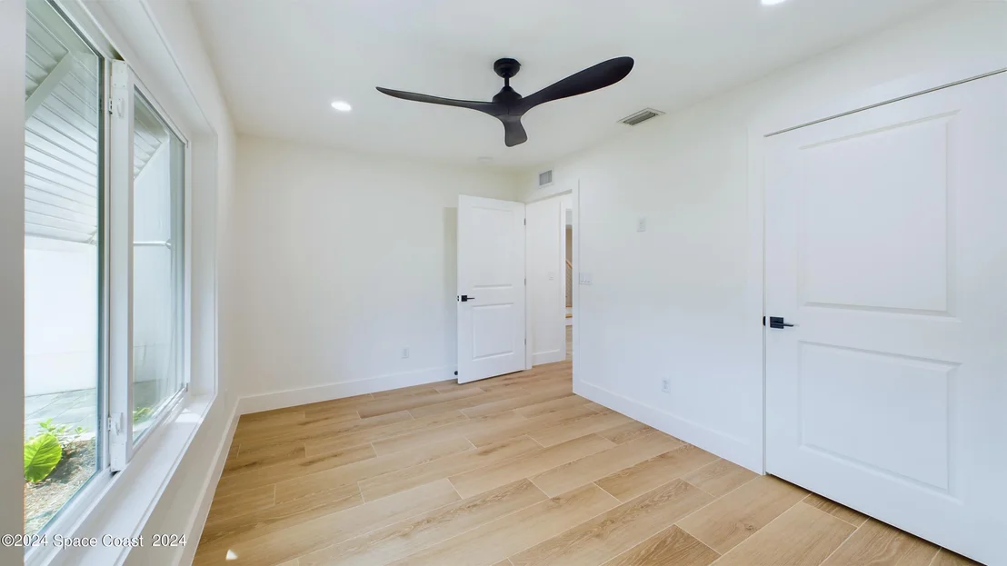 Photo of 396 Riverview Lane