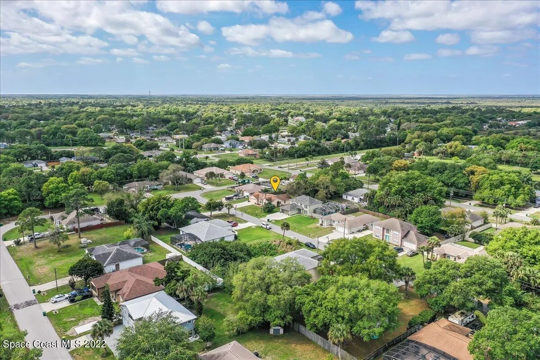 Photo of 6248 Bamboo Avenue