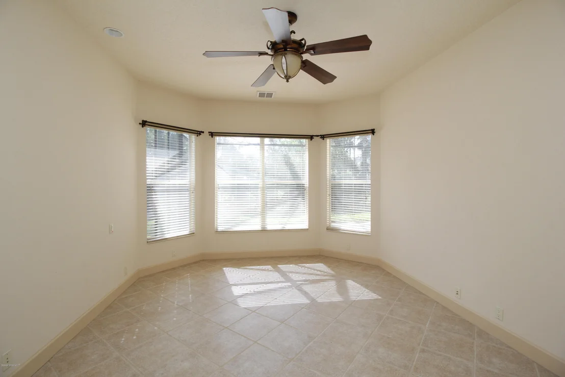 Photo of 113 Ridgemont Circle SE