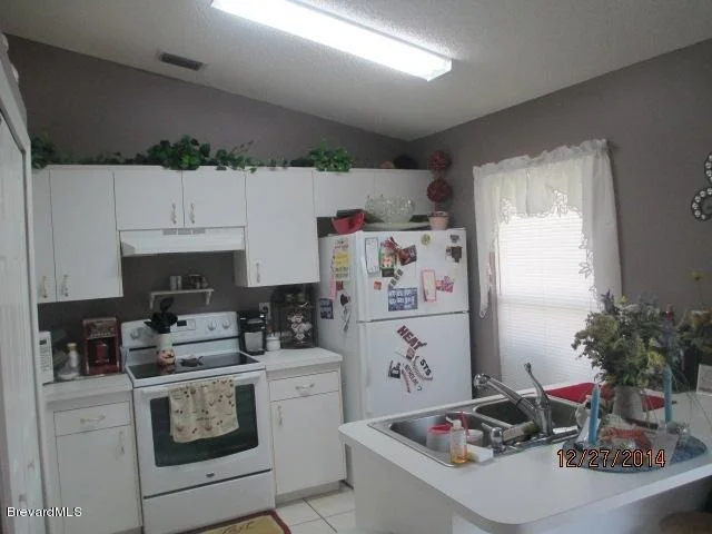 Photo of 6955 Glenhaven Avenue