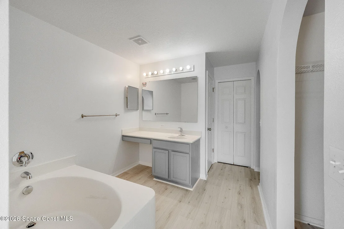 Photo of 2041 Brookshire Circle