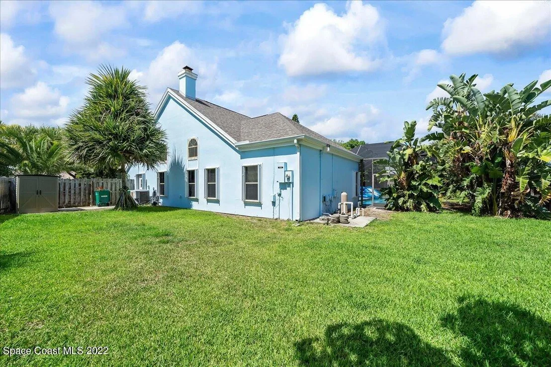Photo of 233 Peregrine Drive