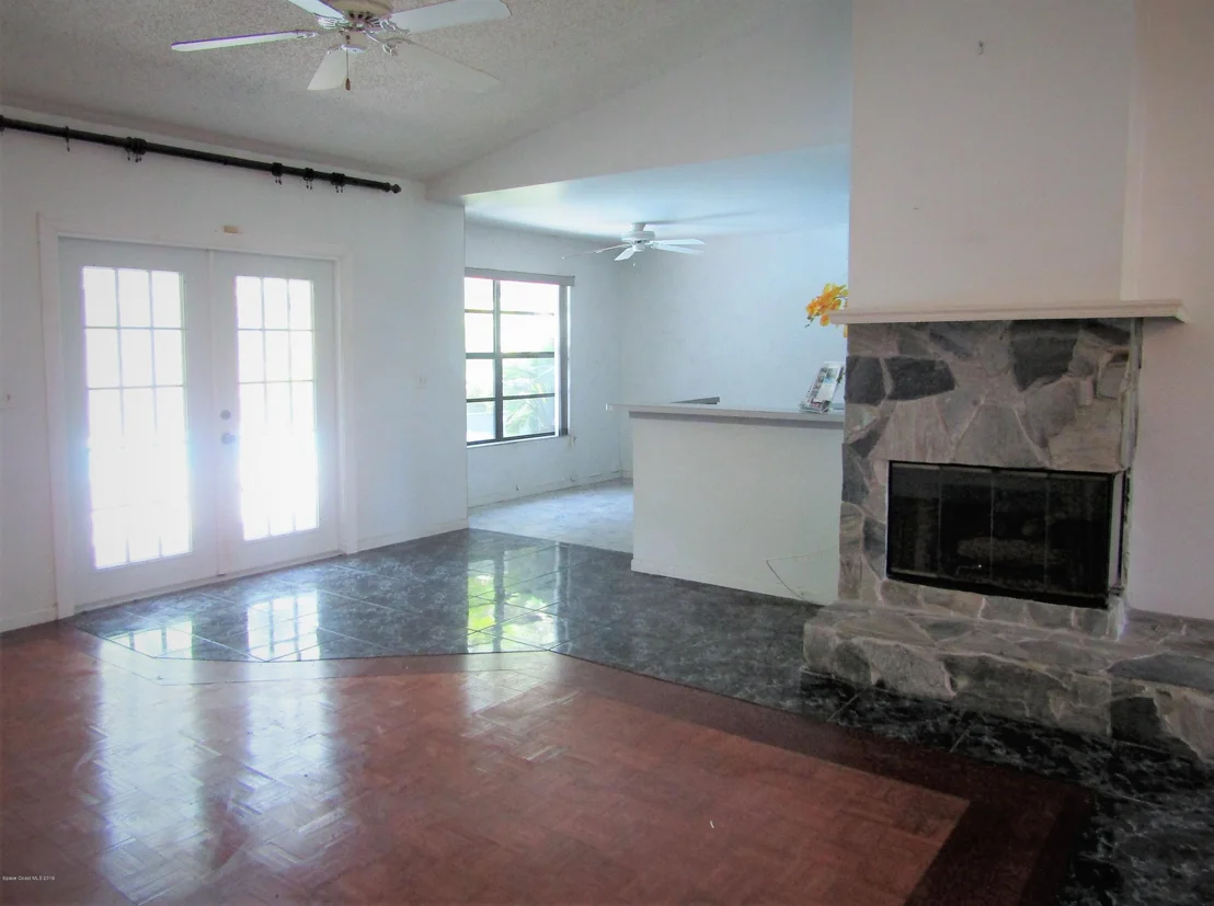 Photo of 854 Spirea Drive
