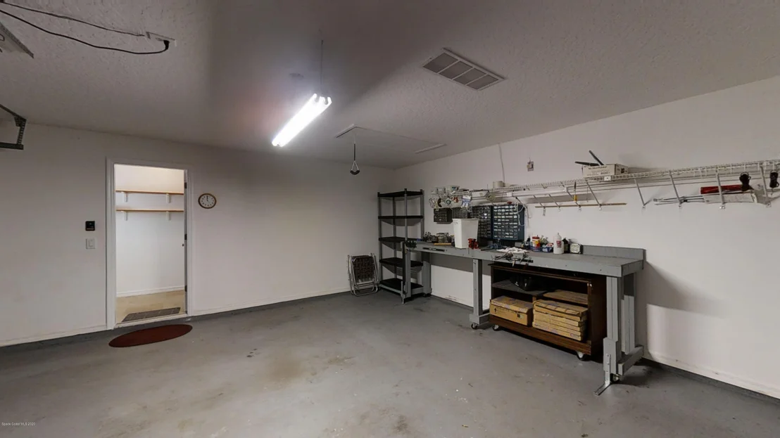 Photo of 6800 Cecil Road