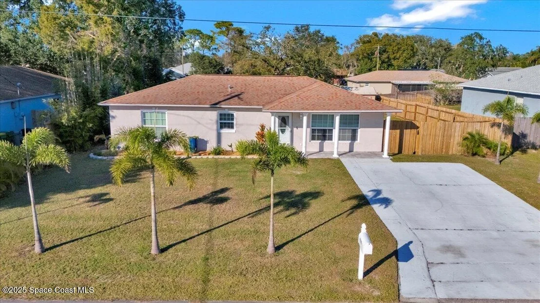 Photo of 4280 Mac Tavish Street
