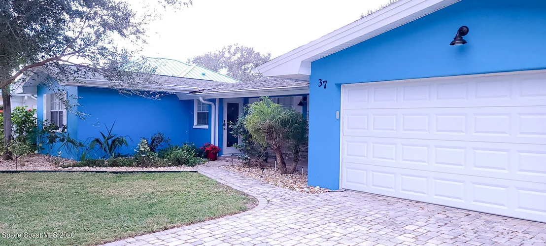 Photo of 37 Riverview Lane