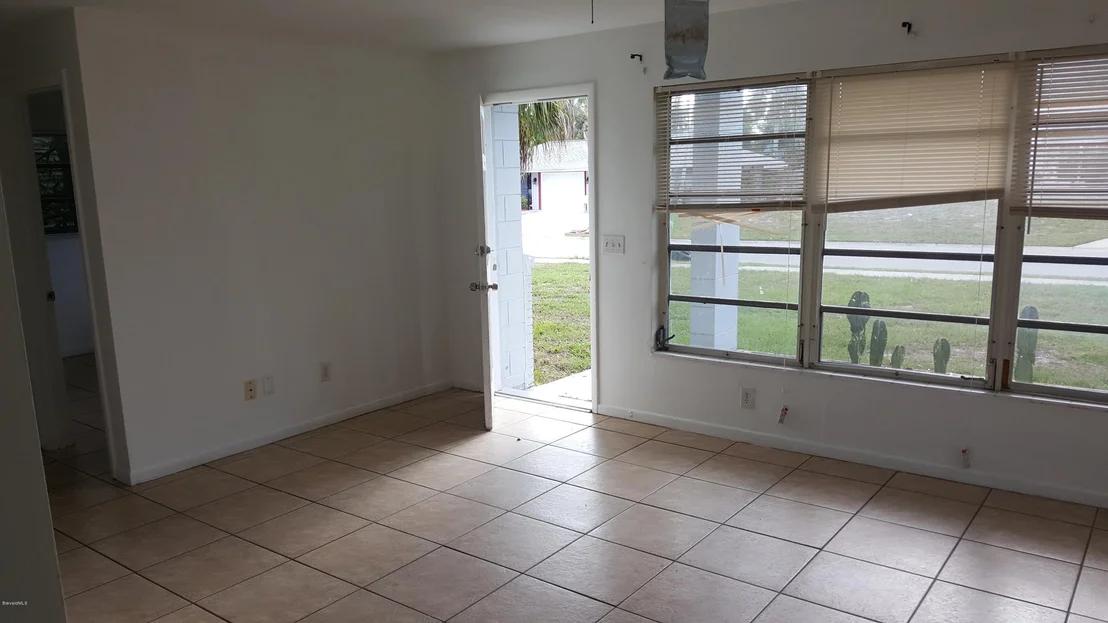 Photo of 1006 Hibiscus Street