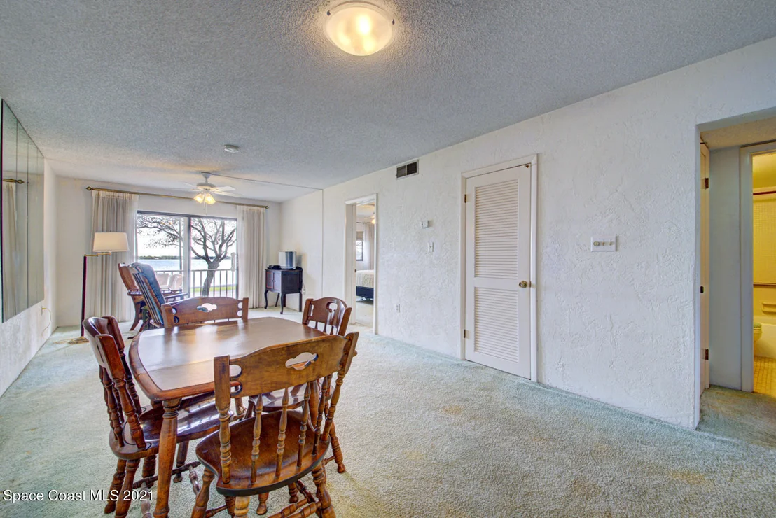 Photo of Unit B205 at 1049 Rockledge Drive