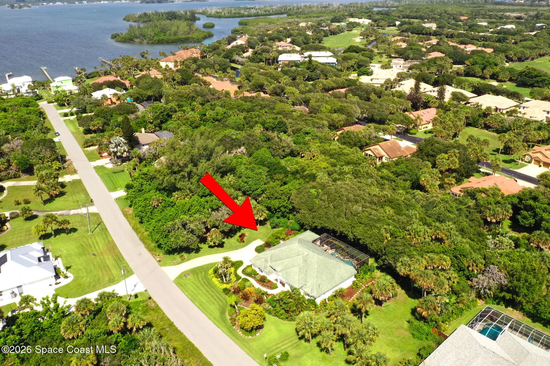 Photo of 120 Bayshore Drive