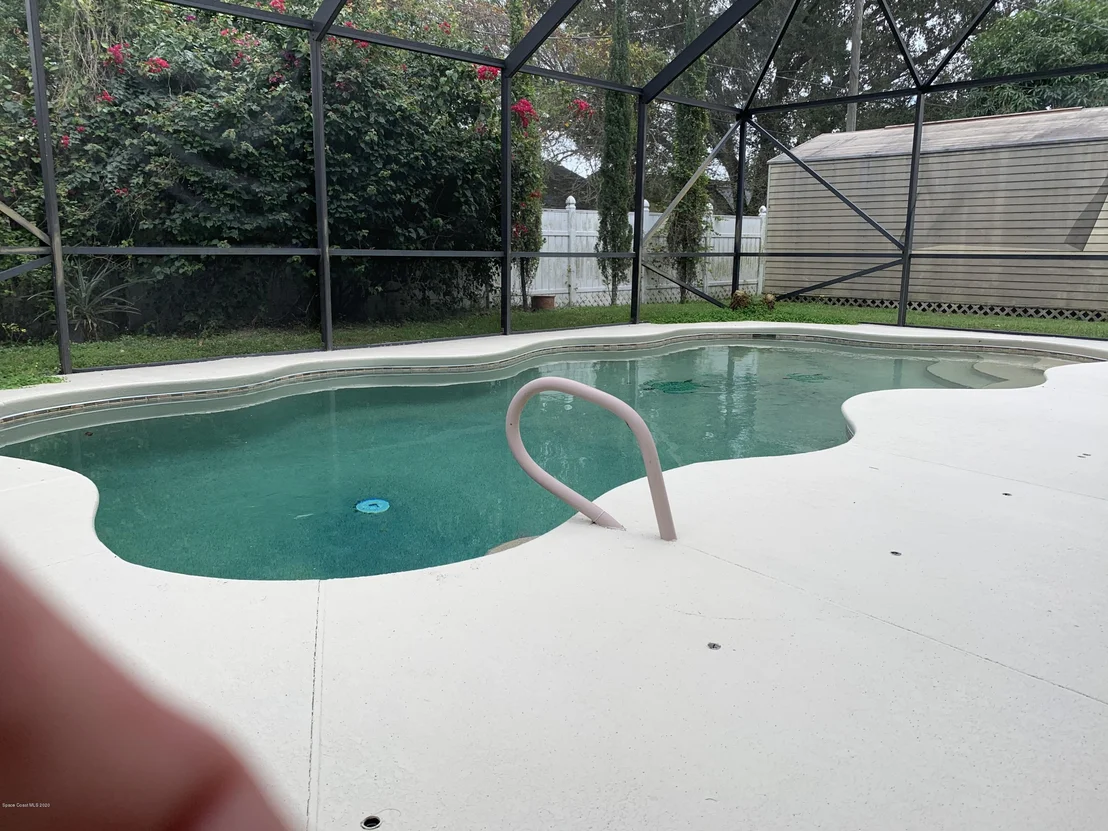 Photo of 575 Balcom SE