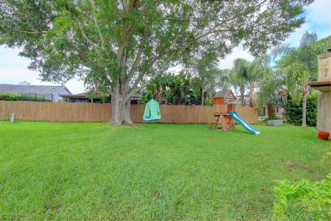Photo of 881 Sunnybrook Lane