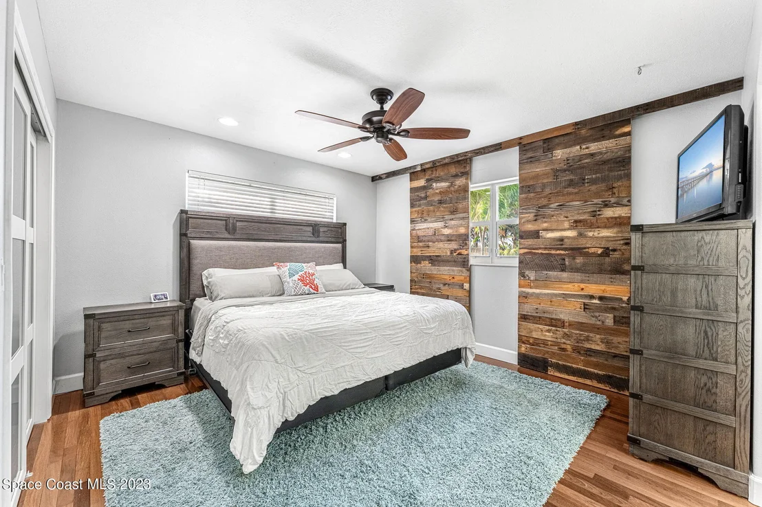 Photo of 425 Cinnamon Drive