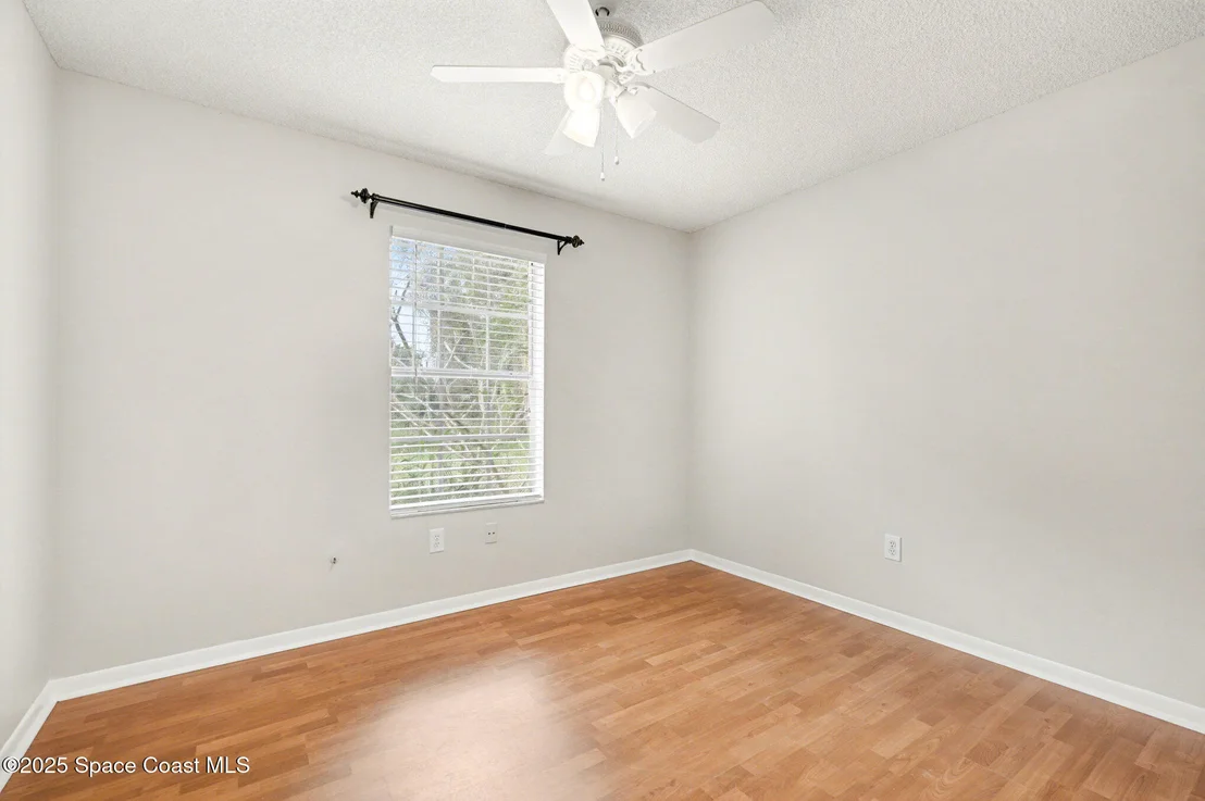 Photo of 6200 Golfview Avenue