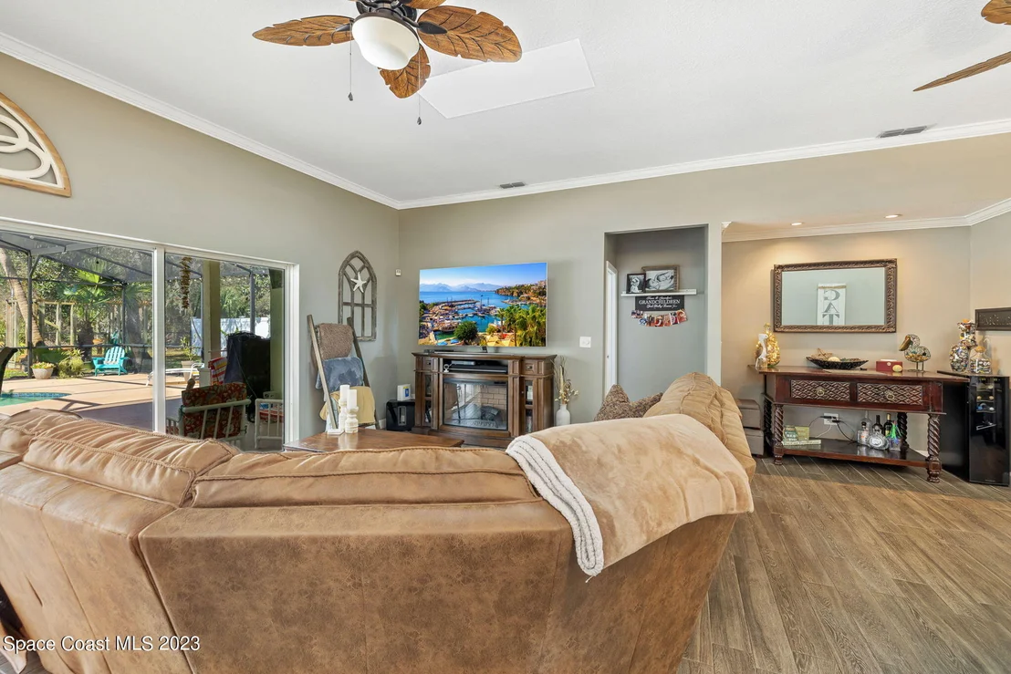 Photo of 6160 Half Moon Drive