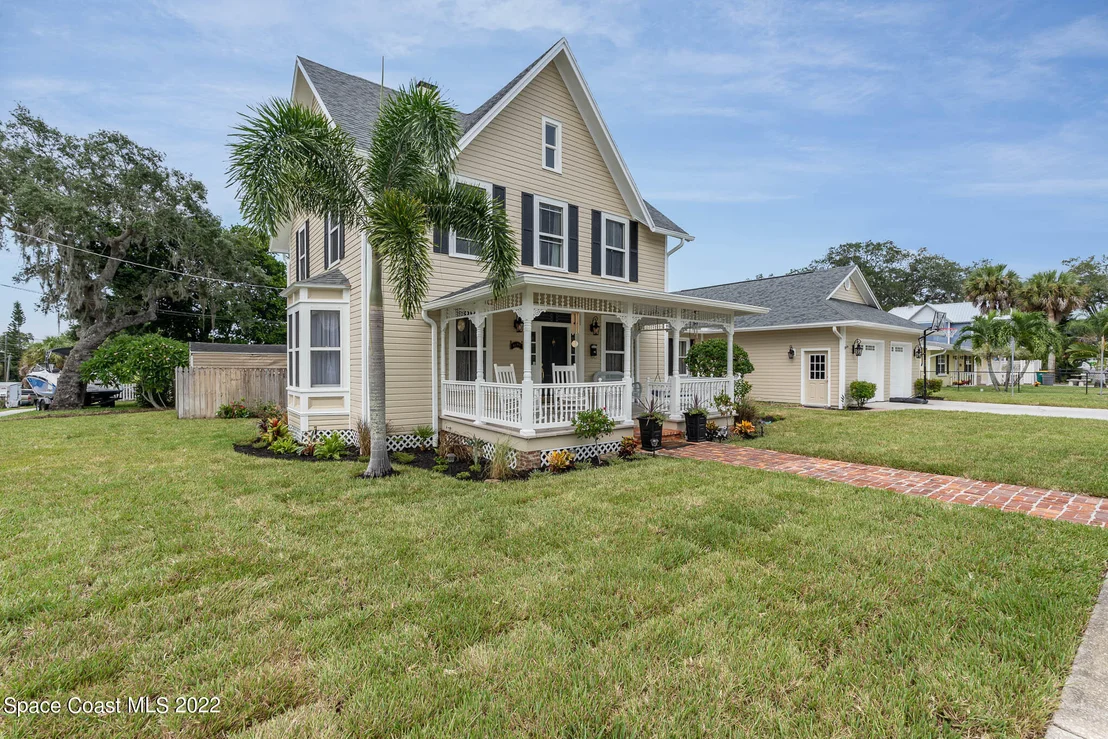 Photo of 1695 Highland Avenue