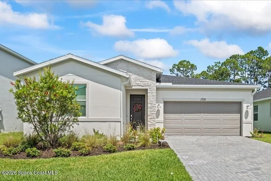 Photo of 1731 Marigold Trail NW