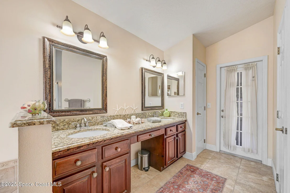 Photo of 2664 Lowell Circle