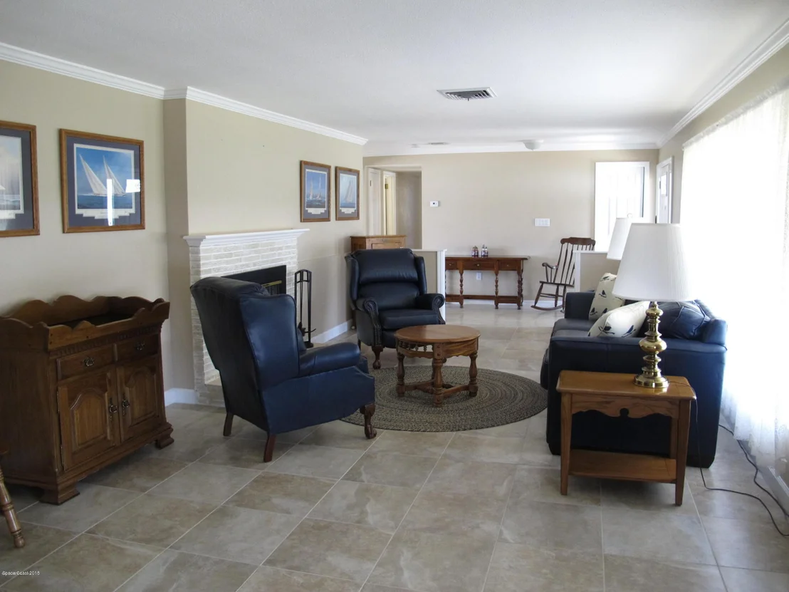Photo of 560 Capri Road