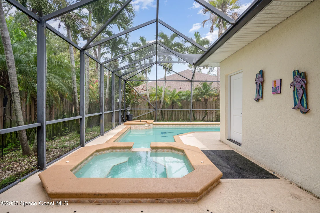 Photo of 2412 Woodfield Circle