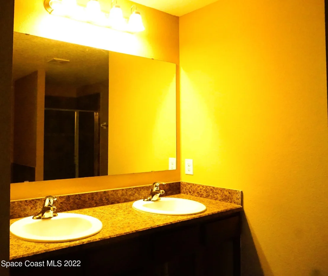 Photo of 1686 Litchfield Drive