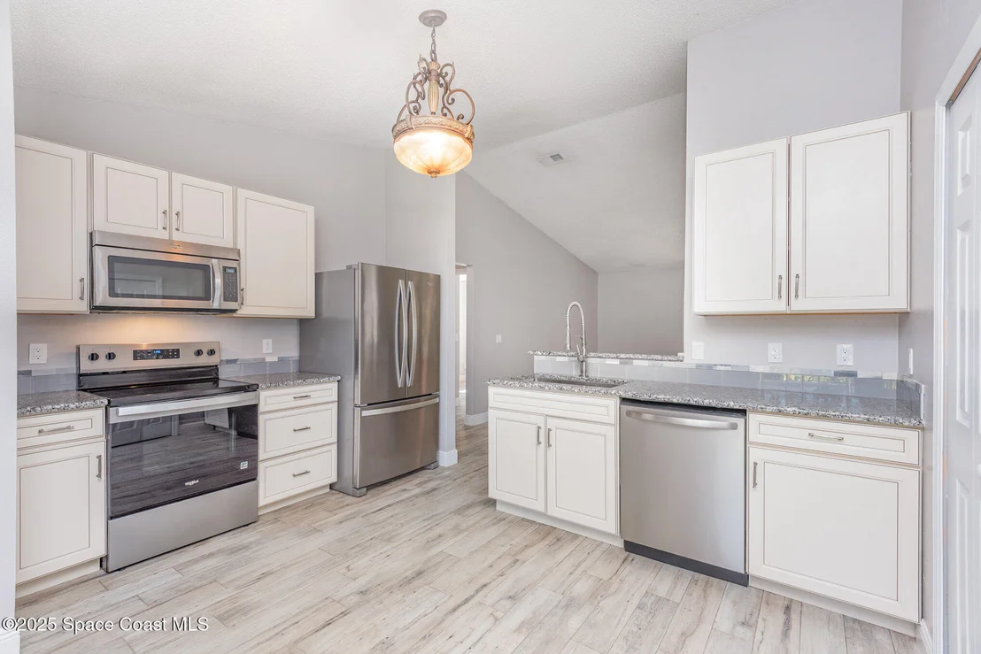 Photo of 1045 Jacaranda Circle
