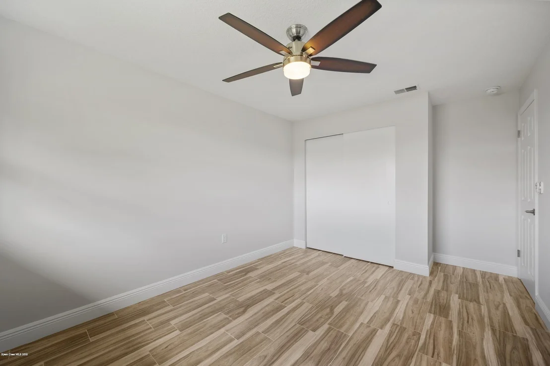 Photo of 541 Biscayne Drive