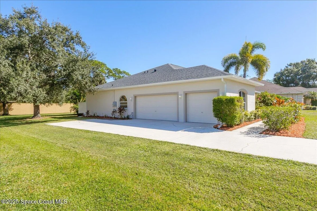 Photo of 3639 Meadowlark Way