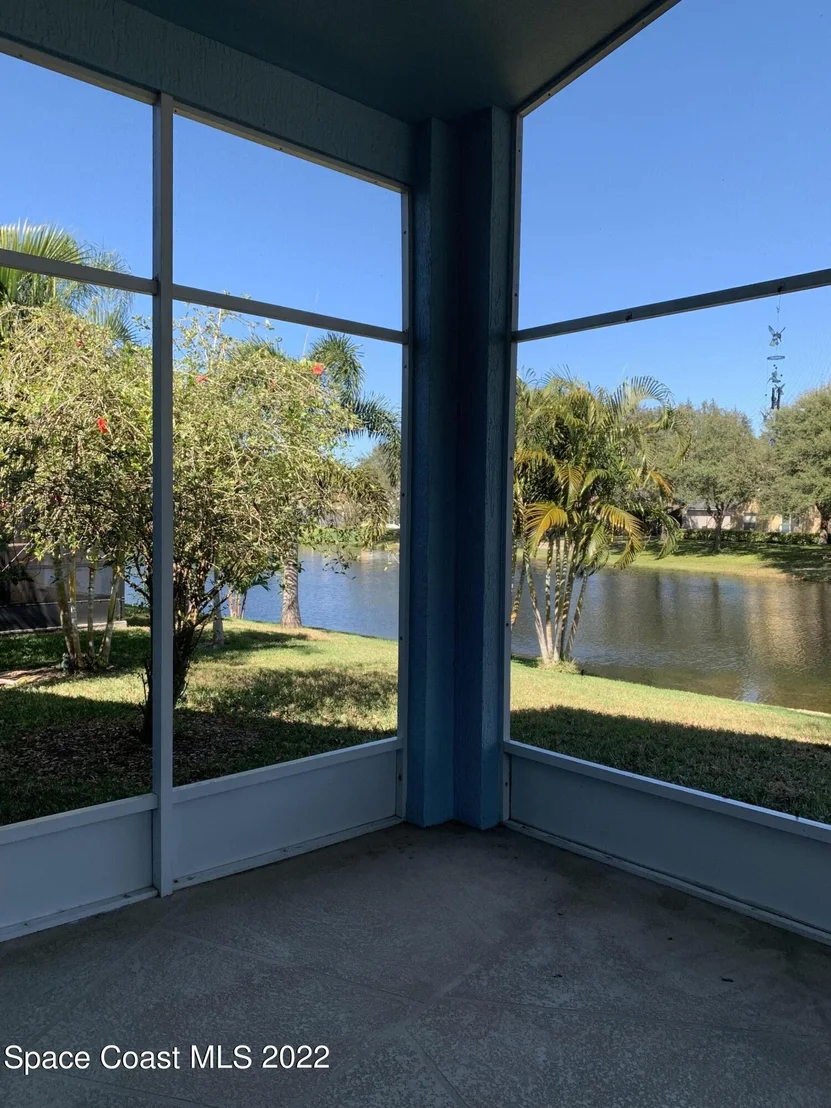Photo of 982 Shaw Circle
