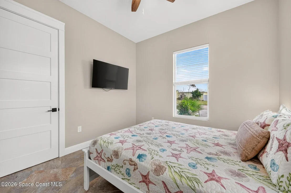 Photo of 318 Angelo Lane