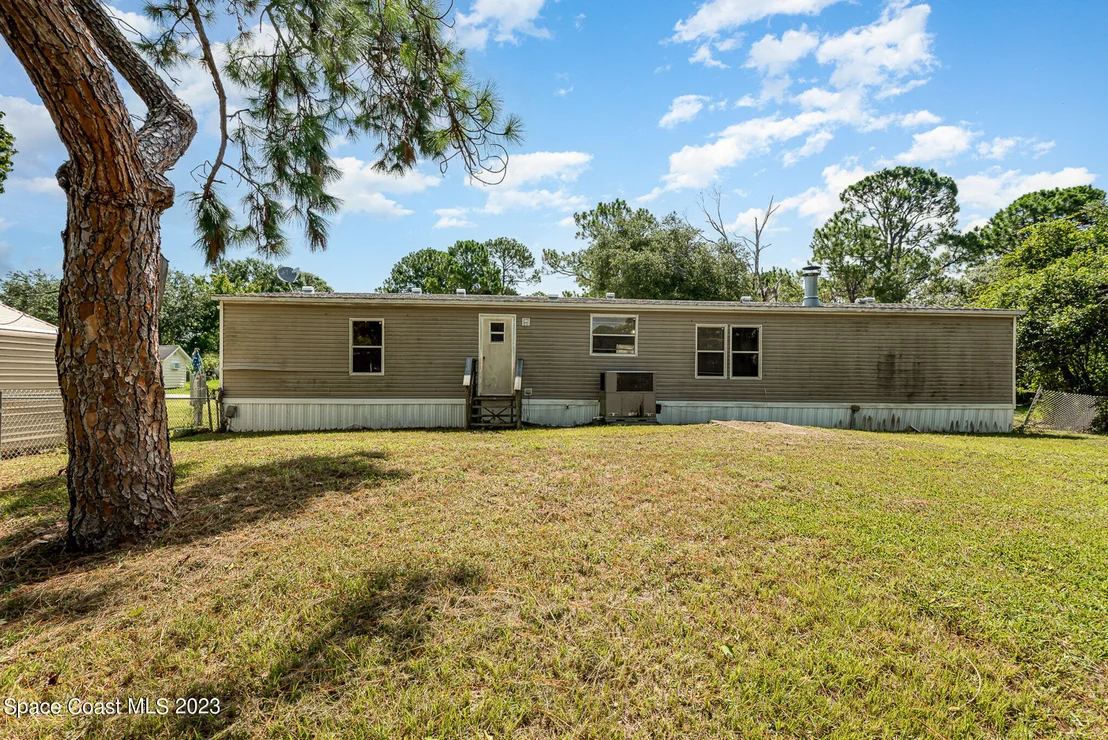 Photo of 823 Phillis Way