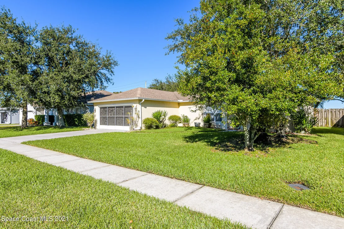 Photo of 2120 Belmont Way