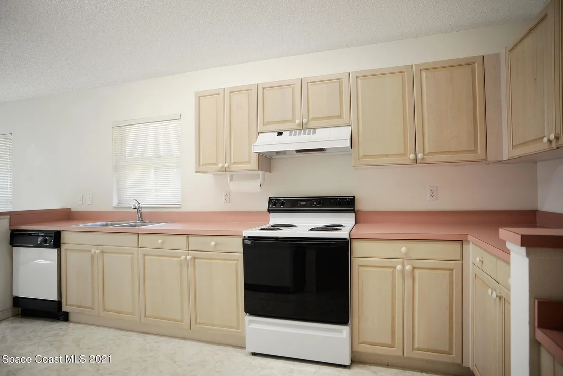 Photo of 3944 Saint Armens Circle