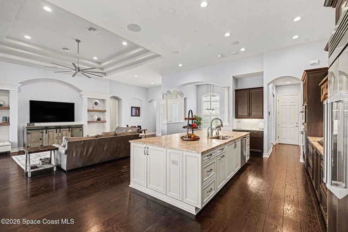 Photo of 2882 Emeldi Lane