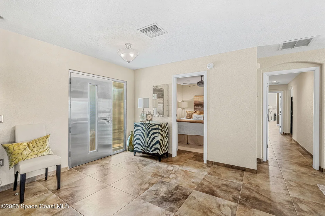 Photo of 561 Capri Road