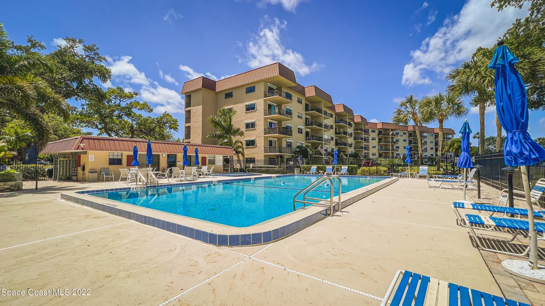 Photo of Unit 102 at 1025 Rockledge Drive
