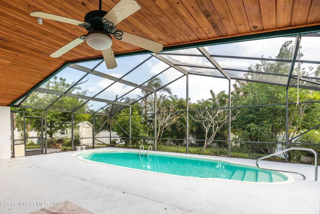 Photo of 573 Orange Avenue