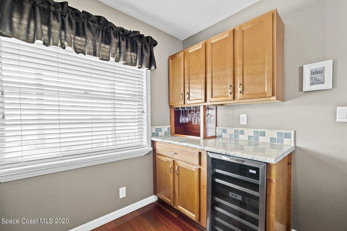 Photo of Unit 201 at 2012 Grant Place