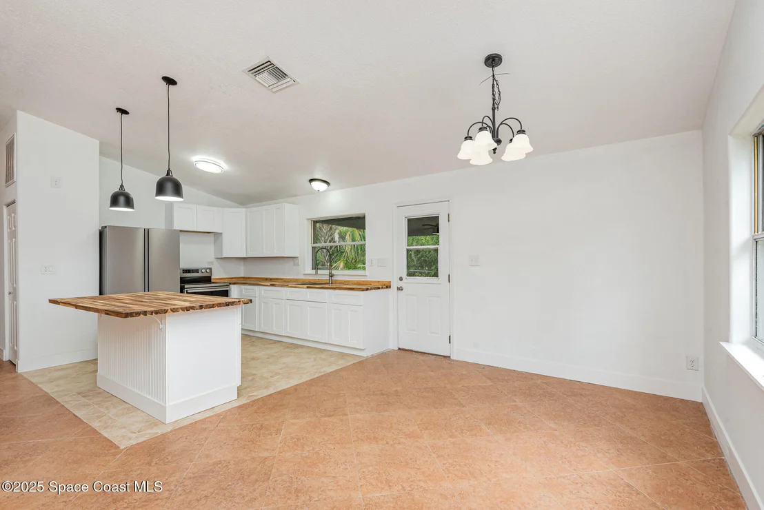 Photo of 4085 Cypress Bend