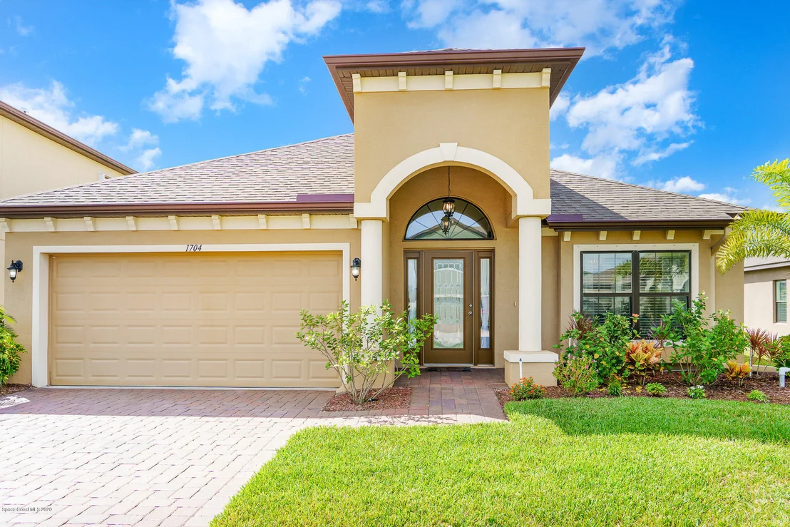 Photo of 1704 Musgrass Circle