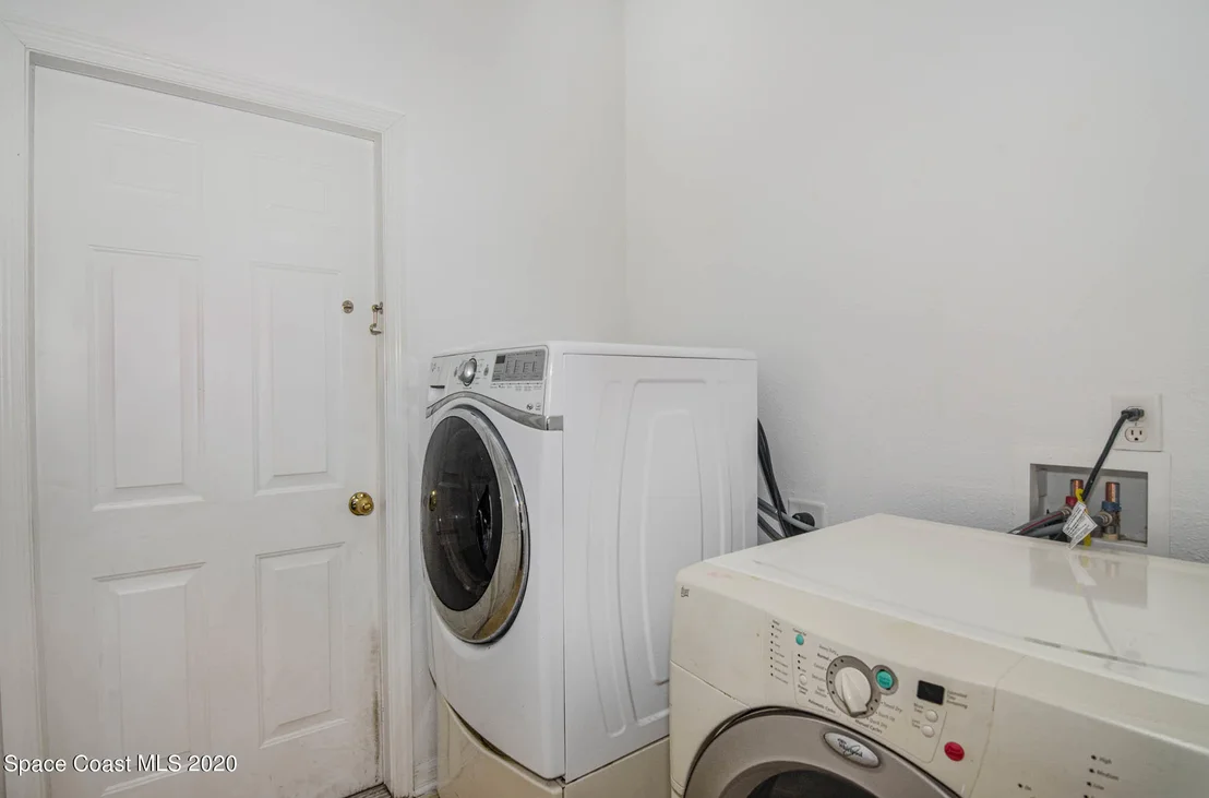 Photo of 2410 Bridgeport Circle