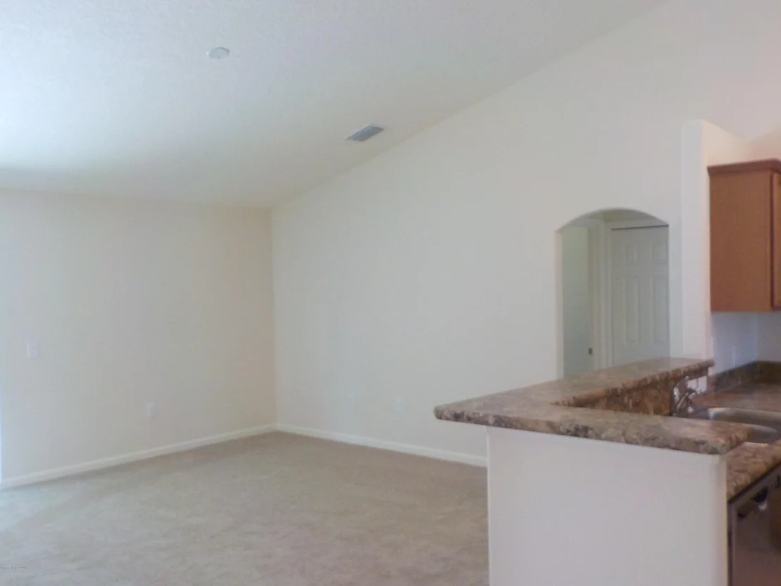Photo of 6115 Degan Road