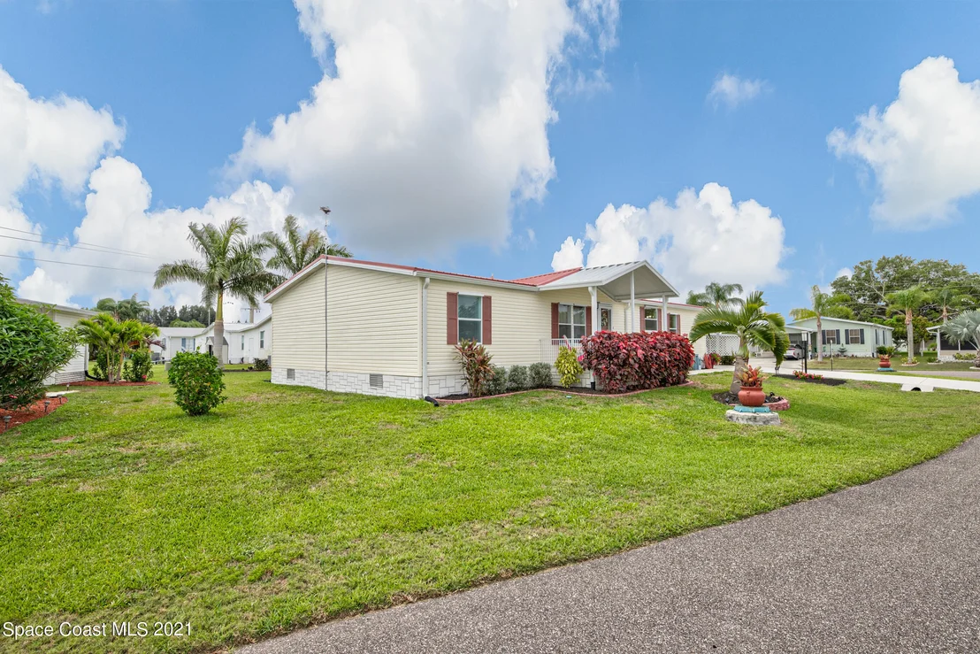 Photo of 7697 Fox Hunter Circle
