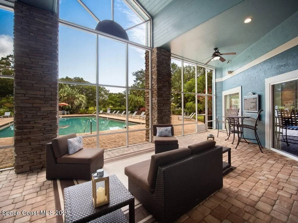 Photo of 2423 Saint Johns Lane
