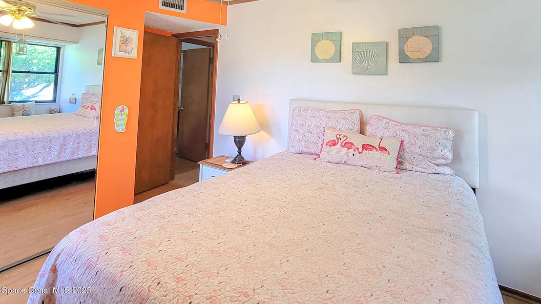 Photo of 2844 Starlight Circle NE