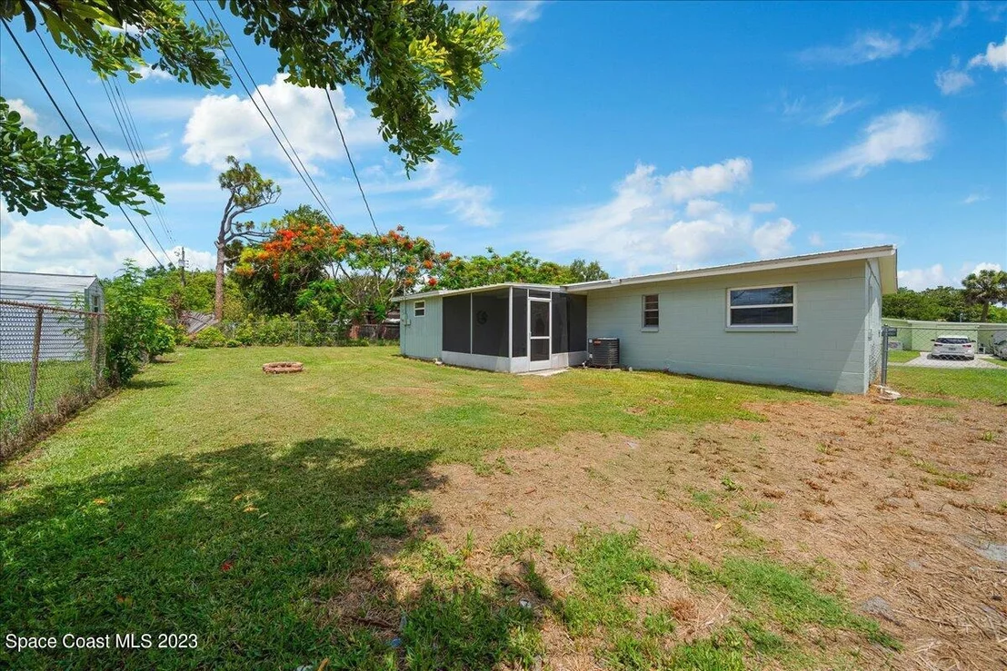 Photo of 2559 Floridiane Drive
