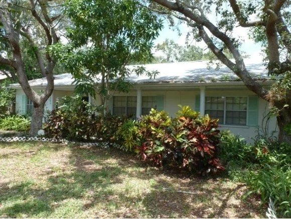Photo of 1564 Grandview Way